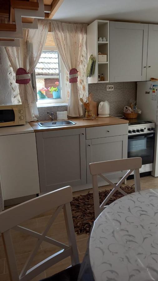 Apartman Niki, Medov Dolac - Lovrec Apartment Luaran gambar